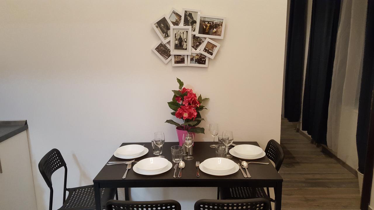 Michael Apartment With 2 Rooms Near Gozsdu Udvar Boedapest Buitenkant foto